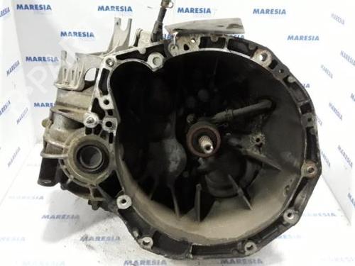 Used Gearbox RENAULT MEGANE II Estate (KM0/1_) 1.9 dCi (KMRG, KM1G, KM0G, KM2C) (120 hp) 31395284