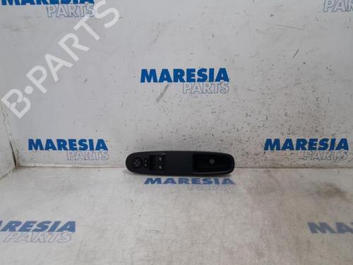 Used Switch FIAT PUNTO (199_) 0.9 (101 hp) 31406723