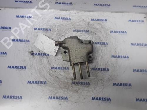 Used Gearbox mount FIAT PANDA (169_) 1.2 (169.AXB11, 169.AXB1A) (60 hp) 31502122