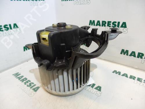 Used Heater blower motor ALFA ROMEO MITO (955_) 1.3 MultiJet (955AXH1B, 955AXT1A) (90 hp) 31494785