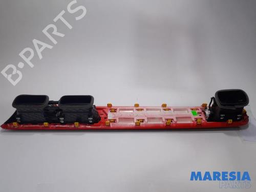 Air vent CITROËN C3 III (SX) 1.2 THP 110 (SXHNPS, SXHNZT, SXHNZ6) | BP31398725I21
