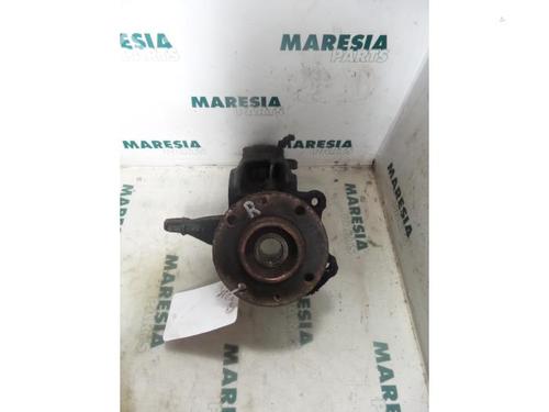 Used Right front steering knuckle PEUGEOT 207 (WA_, WC_) 1.6 16V VTi (120 hp) 31475558