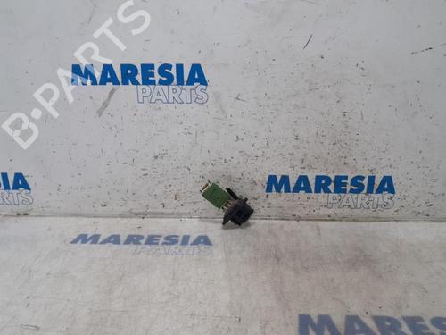 Used Electronic sensor FIAT 500 (312_) 1.2 (312AXA1A) (69 hp) 31431437