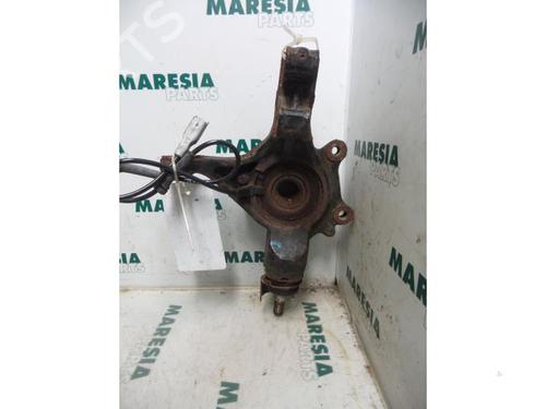 Left front steering knuckle PEUGEOT 308 I (4A_, 4C_) 1.6 16V | BP31533570M25