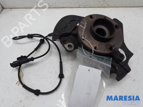 Used Left front steering knuckle FIAT PANDA (312_, 319_) 0.9 (312PXN1A, 312PXN11) (80 hp) 31512863