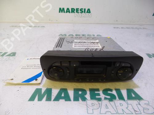 radio-peugeot-206-hatchback-2ac-1998-1999-2000-2001-2002-2003-2004-2005-2006-2007-2008-2009-2010-2011-2012-31400283 main image