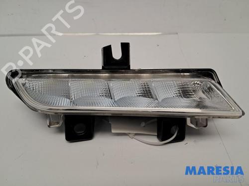 Used Right daytime light RENAULT CLIO IV Grandtour (KH_) 0.9 TCe 90 (90 hp) 31483965