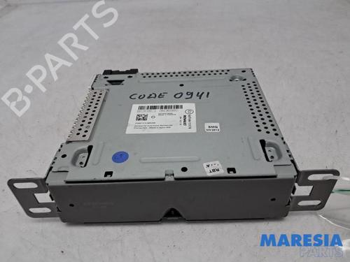 Used Radio RENAULT CLIO IV Grandtour (KH_) 1.2 TCe 120 (KHM0) (120 hp) 31419080