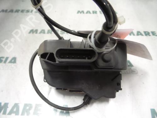 electronic-module-renault-megane-ii-bm01_-cm01_-2001-2002-2003-2004-2005-2006-2007-2008-2009-2010-2011-2012-31448462 main image