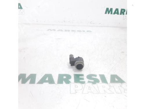 Used Electronic sensor RENAULT MEGANE III Grandtour (KZ0/1) 1.5 dCi (KZ09, KZ0D, KZ1G, KZ29, KZ14, KZ1W, KZ10, KZ1F,... (110 hp) 31435985