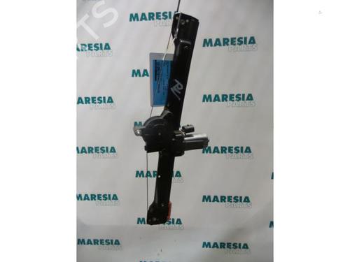Used Front right window mechanism FIAT GRANDE PUNTO (199_) 1.4 (199AXB11, 199AXB1A, 199BXB1A, 199AXL1A) (77 hp) 31440663