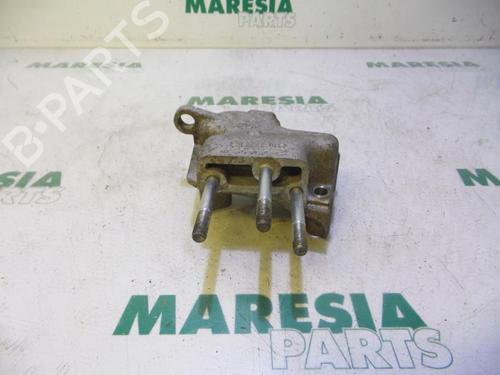 Used Gearbox mount FIAT 500 (312_) 1.2 LPG (312AXA1A) (69 hp) 31524517