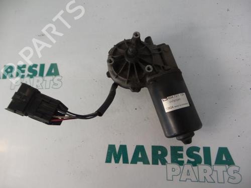 Used Front wiper motor CITROËN C8 (EA_, EB_) 2.0 HDi (107 hp) 31514605