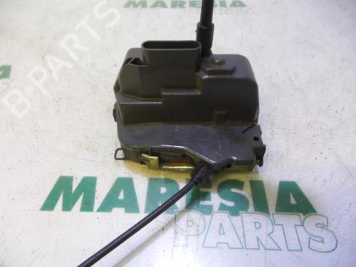 electronic-module-renault-megane-ii-estate-km01_-2003-2004-2005-2006-2007-2008-2009-2010-2011-2012-31521874 main image