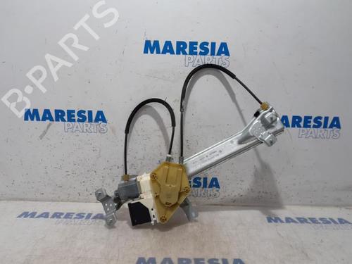 Used Rear left window mechanism Rear left window mechanism RENAULT MEGANE III Grandtour (KZ0/1) 1.2 TCe (KZ2B, KZ11) (116 hp) 31386797 31386797