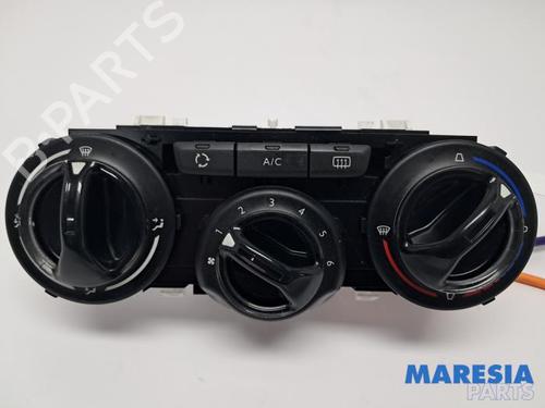 Used Climate control Climate control PEUGEOT 208 I (CA_, CC_) 1.2 VTI 82 (82 hp) 39585975 39585975