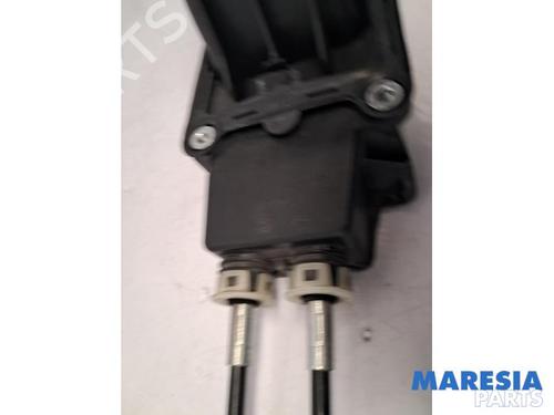 Gear lever RENAULT CLIO IV (BH_) 0.9 TCe 90 (BHNF, BHMA, BHMH, BHJK, BHJR) | BP31422114M90 