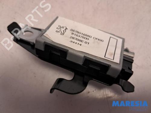 Used Electronic module Electronic module PEUGEOT 308 SW II (LC_, LJ_, LR_, LX_, L4_) 1.2 THP 110 (110 hp) 31431155 31431155