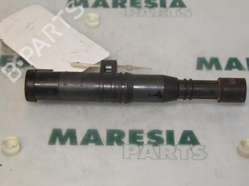 Used Ignition coil RENAULT MEGANE I Cabriolet (EA0/1_) 1.6 16V (EA04, EA0B, EA11, EA1J) (107 hp) 31530161