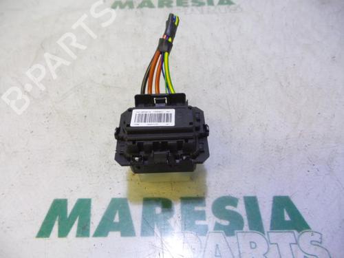 Used Electronic sensor PEUGEOT 208 I (CA_, CC_) 1.2 VTI 82 (82 hp) 31400206