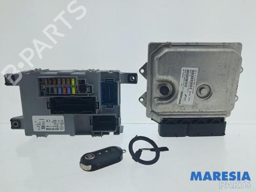 Used Engine control unit (ECU) Engine control unit (ECU) FIAT 500 (312_) 0.9 (312AXN1A) (80 hp) 33707779 33707779
