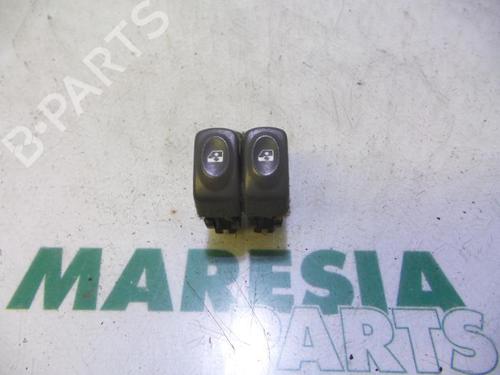 Used Switch RENAULT SCÉNIC I MPV (JA0/1_, FA0_) 1.6 (JA00) (110 hp) 31465575