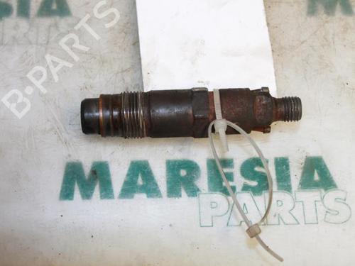 Used Injector CITROËN SAXO (S0, S1) 1.5 D (57 hp) 31516076