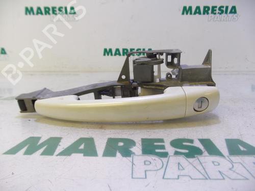 front-left-exterior-door-handle-peugeot-3008-i-mpv-0u_-2009-2010-2011-2012-2013-2014-2015-2016-2017-31418793 main image