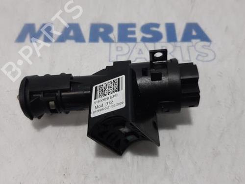 Used Ignition barrel FIAT 500 (312_) 1.2 (312AXA1A) (69 hp) 31533624