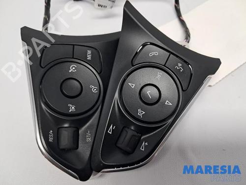 Used Switch OPEL GRANDLAND / GRANDLAND X (A18, P1UO) 1.2 (75) (131 hp) 31405492