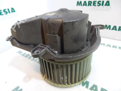 Used Heater blower motor RENAULT MEGANE I Coach (DA0/1_) 1.6 e (DA0F) (90 hp) 31468598