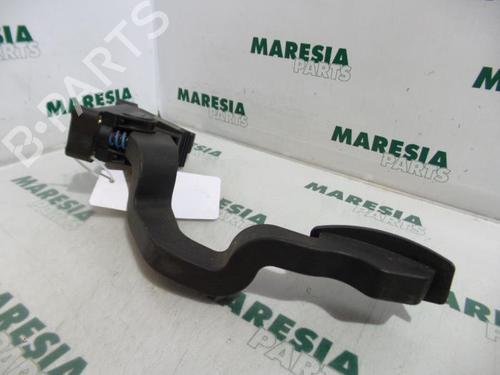 Used Electronic module Electronic module FIAT STILO (192_) 2.4 20V (192_XD1A, 192AXD12) (170 hp) 31532952 31532952