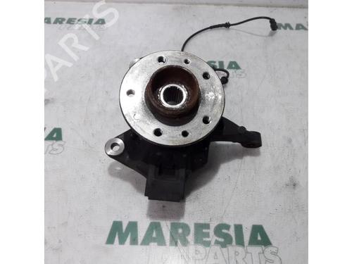 Used Left front steering knuckle RENAULT SCÉNIC III (JZ0/1_) 1.2 TCe (116 hp) 31444244