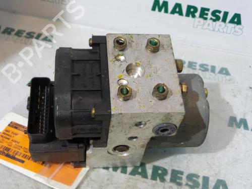 Used ABS pump RENAULT SCÉNIC I MPV (JA0/1_, FA0_) 1.6 (JA00) (110 hp) 31511938