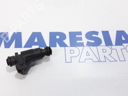 Used Injector FIAT GRANDE PUNTO (199_) 1.4 16V (199BXG1B, 199AXG1B) (95 hp) 31394884