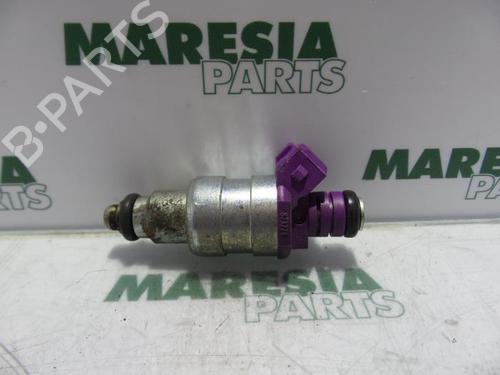 injector-renault-twingo-i-c06_-1993-1994-1995-1996-1997-1998-1999-2000-2001-2002-2003-2004-2005-2006-2007-2008-2009-2010-2011-2012-31471745 main image