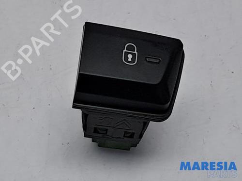 switch-peugeot-2008-i-cu_-2013-31384756 main image