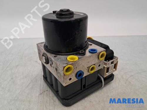 Used ABS pump ABS pump CITROËN DS3 (SA_) 1.6 THP 155 (156 hp) 33411238 33411238