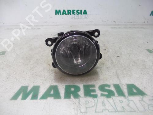 Used Right front fog light RENAULT MEGANE II (BM0/1_, CM0/1_) 1.6 16V (112 hp) 31448955