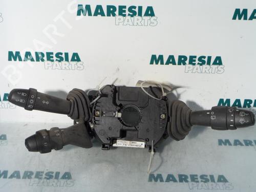 Interruttore FIAT STILO (192_) 1.6 16V (192_XB1A) (103 hp) 31525743