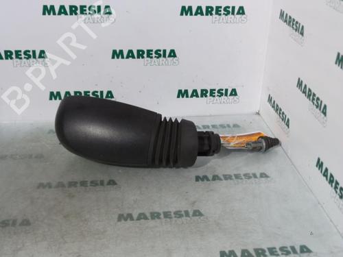right-mirror-fiat-punto-188_-1999-2000-2001-2002-2003-2004-2005-2006-2007-2008-2009-2010-2011-2012-31404680 main image