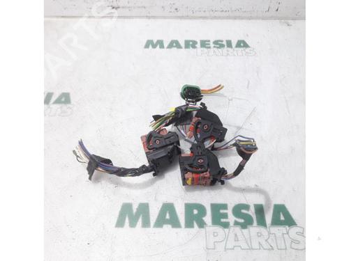 BP31394346E16 main image