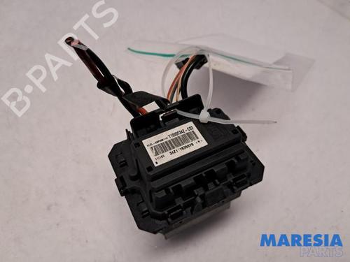 Used Electronic sensor ALFA ROMEO GIULIETTA (940_) 1.4 TB (940FXB1A, 940FXB11) (170 hp) 31530761