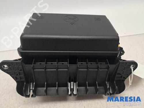 Used Fuse box Fuse box FIAT 500e (332_) Elektro 3+1 (FA1) (118 hp) 36280631 36280631