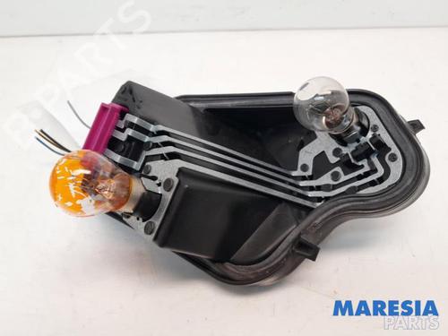lamp-holder-renault-megane-iii-grandtour-kz01-2008-2009-2010-2011-2012-2013-2014-2015-2016-31443221 main image