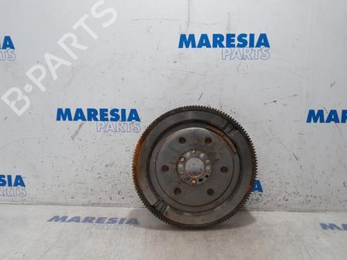 Used Flywheel RENAULT CAPTUR I (J5_, H5_) 1.3 TCe 150 (J5NK, J5JS) (150 hp) 31437829