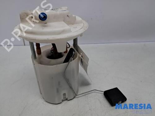 Bränslepump PEUGEOT PARTNER Tepee 1.6 VTi (120 hp) 31523203