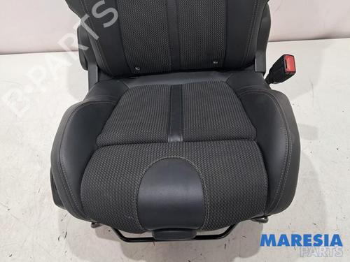 Right front seat PEUGEOT 3008 II SUV (MC_, MR_, MJ_, M4_) Hybrid | BP32133102C16