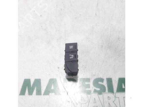 Used Switch CITROËN C5 III (RD_) 2.0 HDi 140 (RDRHF8, RDRHFA, RDRHA8, RDRHAJ) (140 hp) 31524303