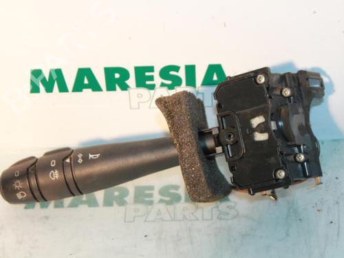 Used Steering column stalk RENAULT LAGUNA I (B56_, 556_) 1.8 (B56A/B) (90 hp) 31508555